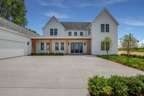 Cost of Concrete Driveway Service in Suwanee