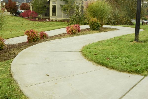 Concrete Sidewalk Replacement in Suwanee
