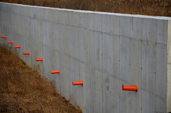 Cement Wall Pouring