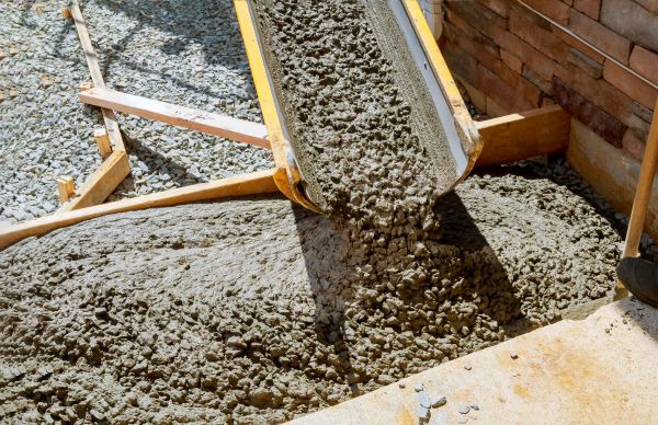 Cement Walkway Pouring in Suwanee