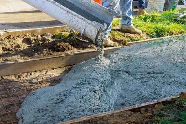 Cost of Driveway Concrete Pouring in Suwanee